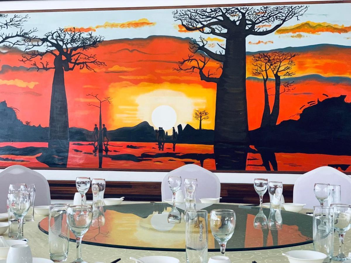 Asia & Africa Hotel أنتاناناريفو المظهر الخارجي الصورة