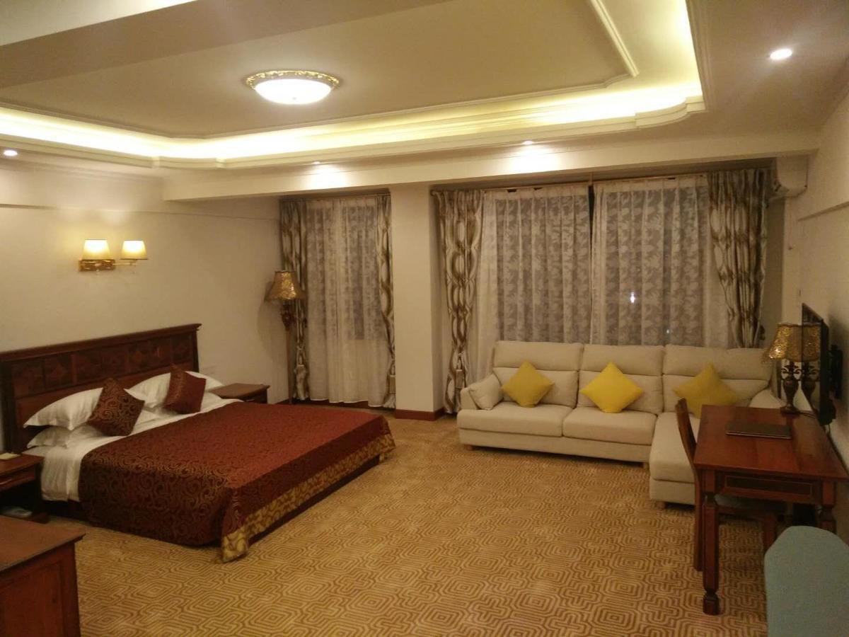 Asia & Africa Hotel أنتاناناريفو المظهر الخارجي الصورة