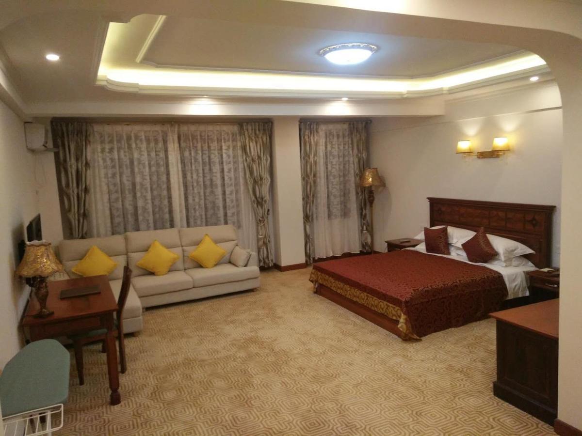 Asia & Africa Hotel أنتاناناريفو المظهر الخارجي الصورة