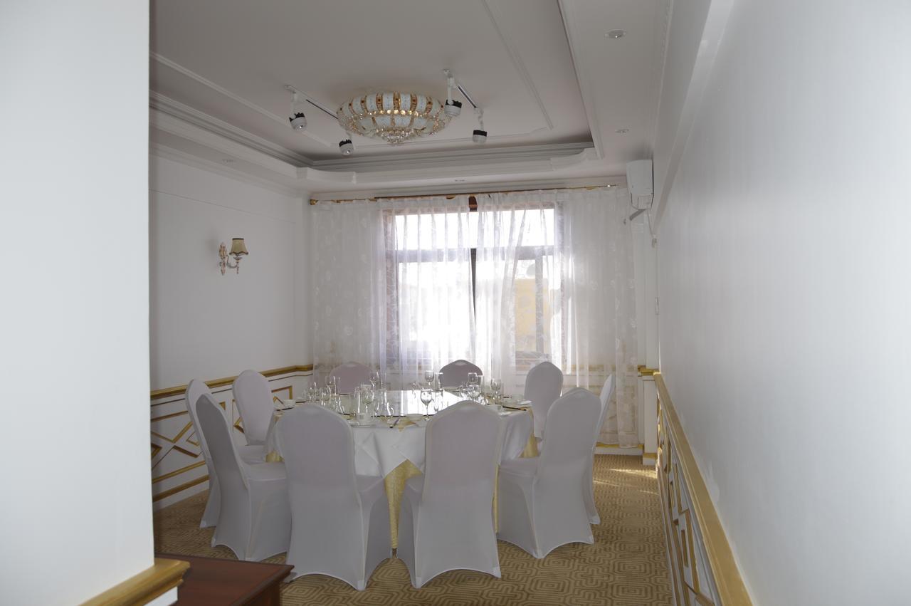 Asia & Africa Hotel أنتاناناريفو المظهر الخارجي الصورة
